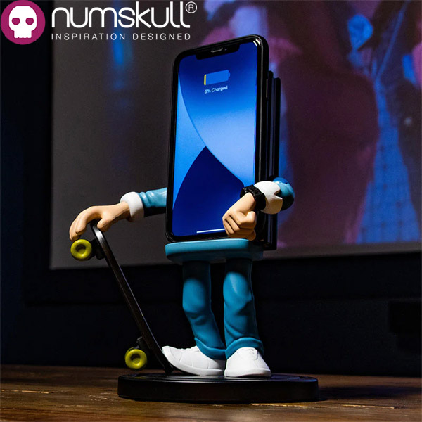 Numskull Back to the Future Power Idolz Wireless Charging Dock